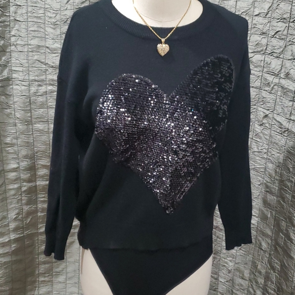 Live Sweater 18